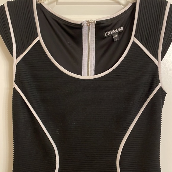 Express Ribbed Mini Dress - Picture 5 of 6